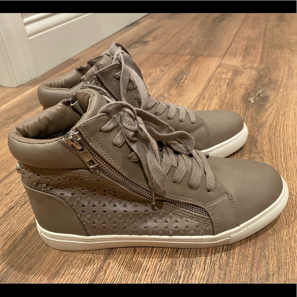 Women’s Steve Madden Fashion Sneakers